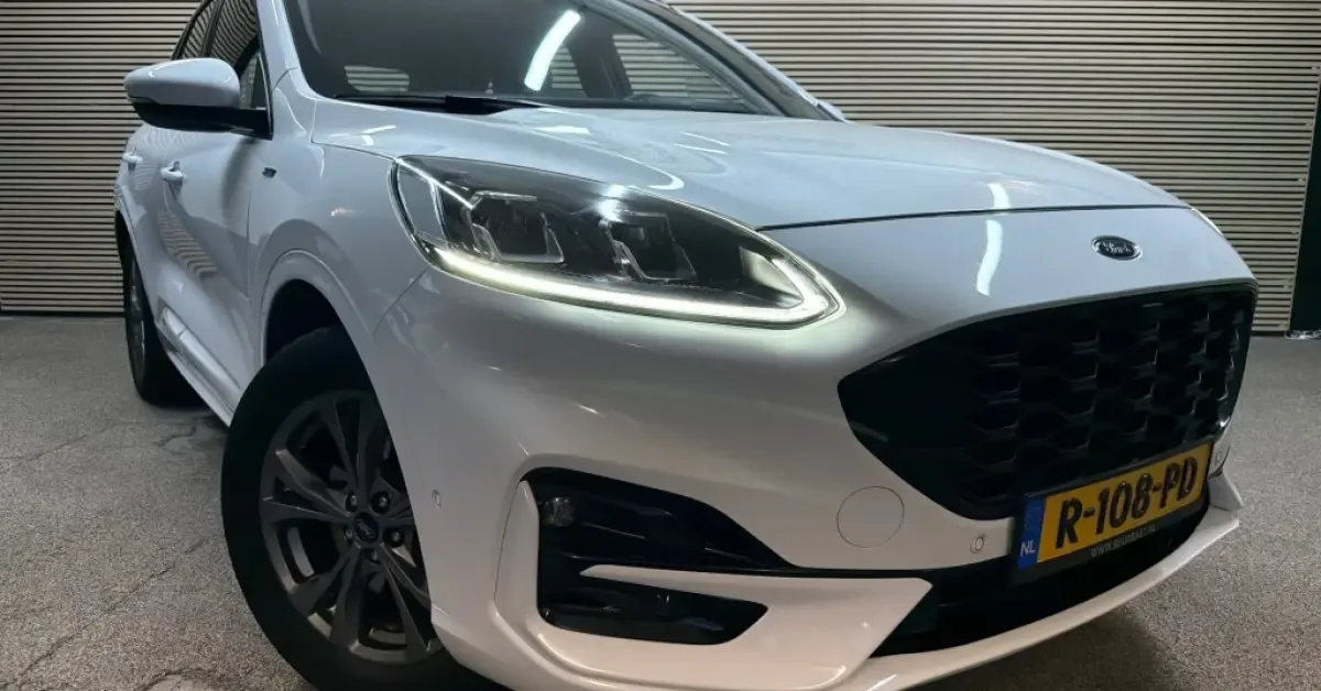 Ford Kuga (2020) — foto 1