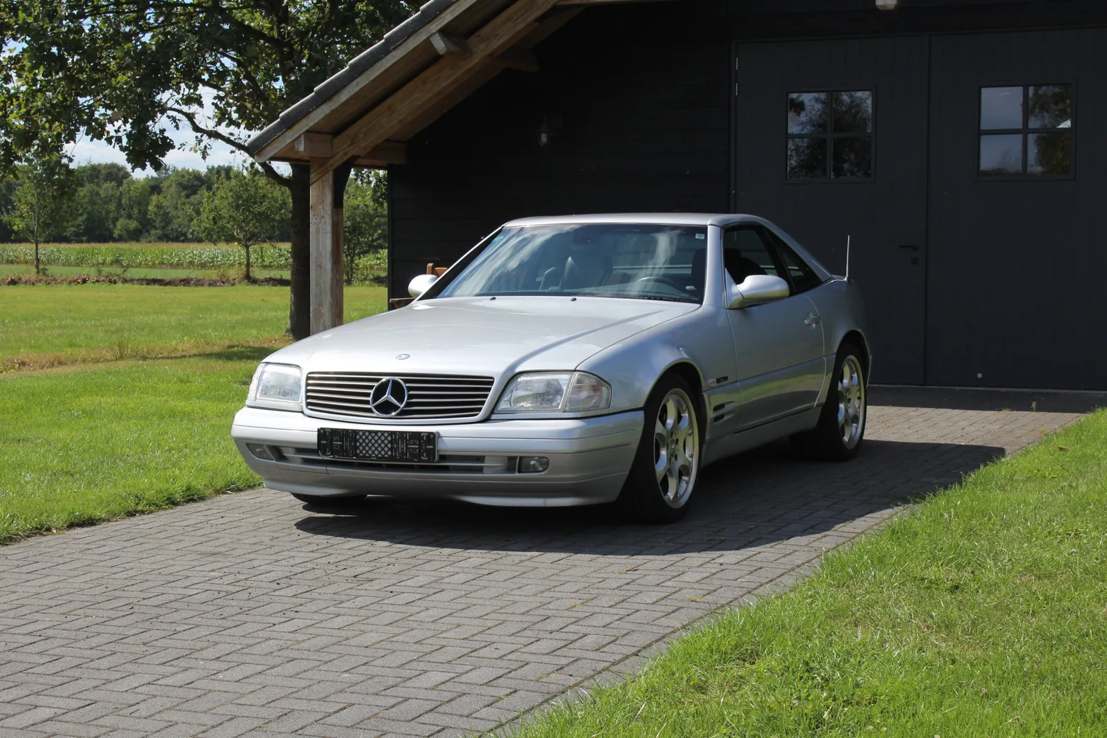 Mercedes-Benz SL-Klasse (2000) — foto 1