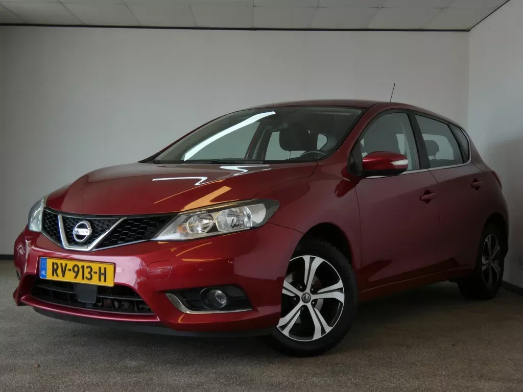 Nissan Pulsar (2018) — foto 1