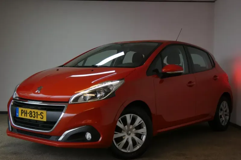 Peugeot 208 (2017)