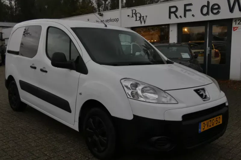 Peugeot Partner (2012)