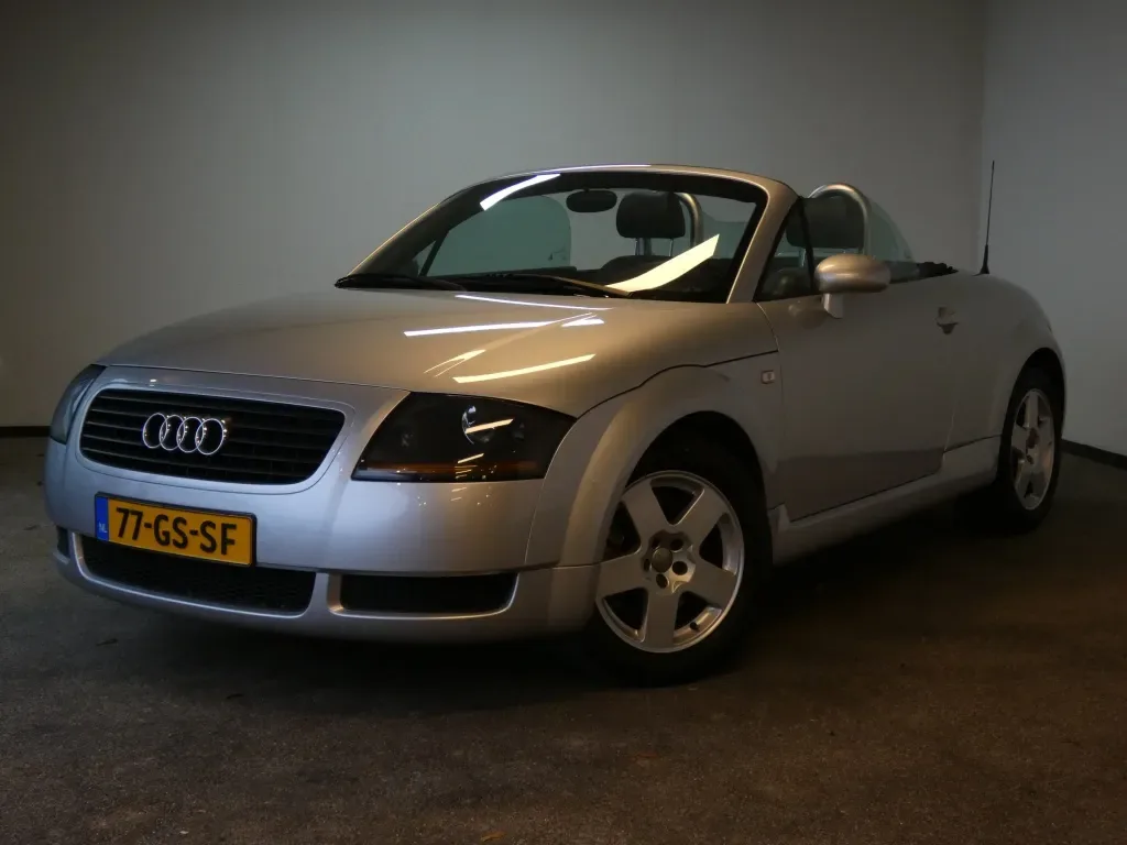 Audi TT (2001) — foto 1