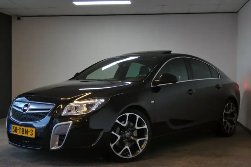 Opel Insignia (2012)