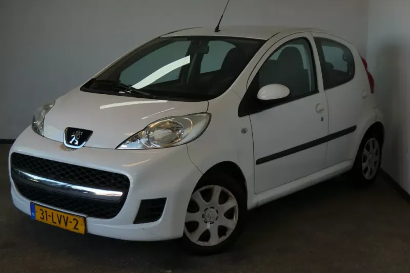 Peugeot 107 (2010)