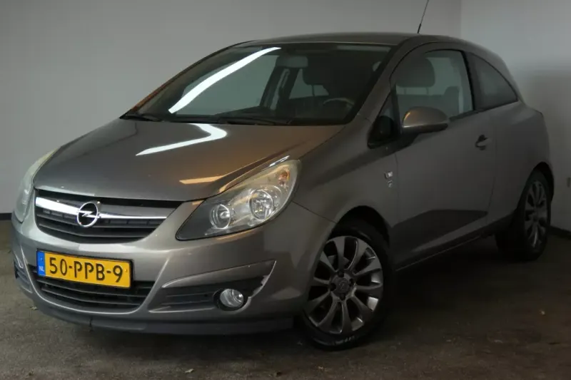 Opel Corsa (2011)
