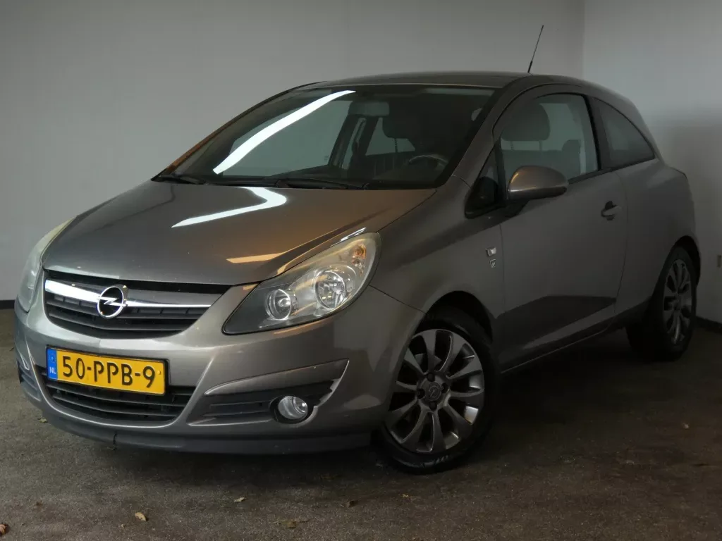 Opel Corsa (2011) — foto 1