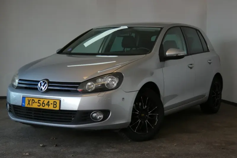 Volkswagen Golf (2010)