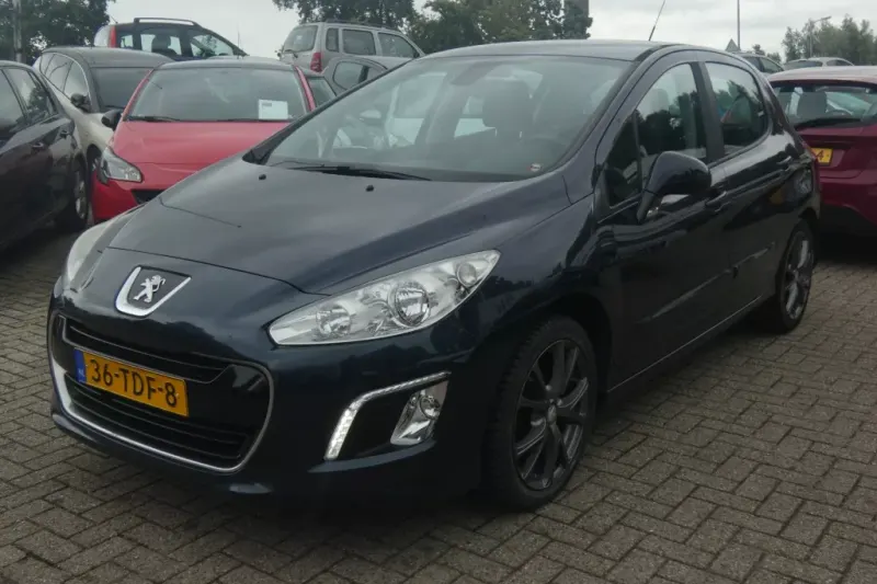 Peugeot 308 (2012)