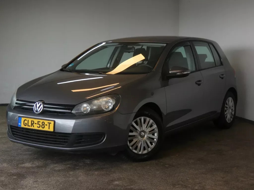 Volkswagen Golf (2009) — foto 1