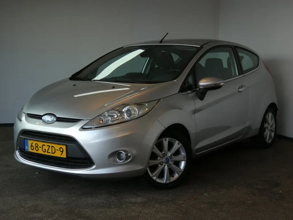 Ford Fiesta (2008) — foto 1