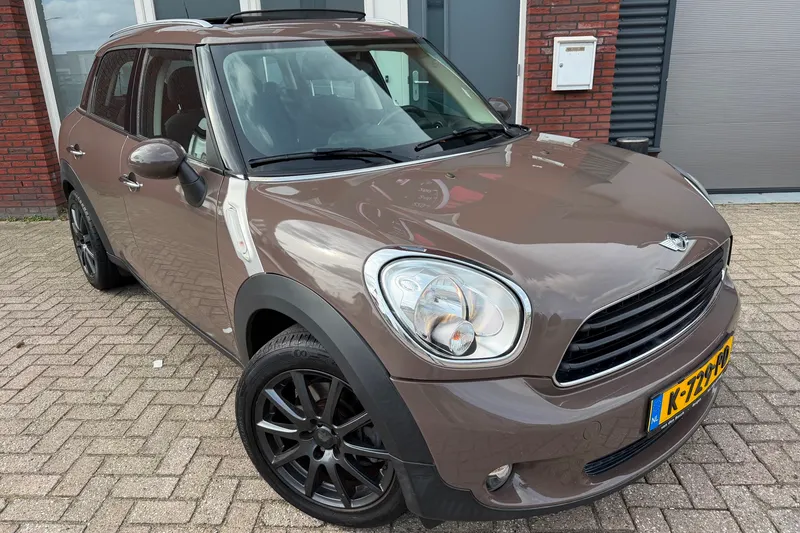 MINI Countryman (2011)