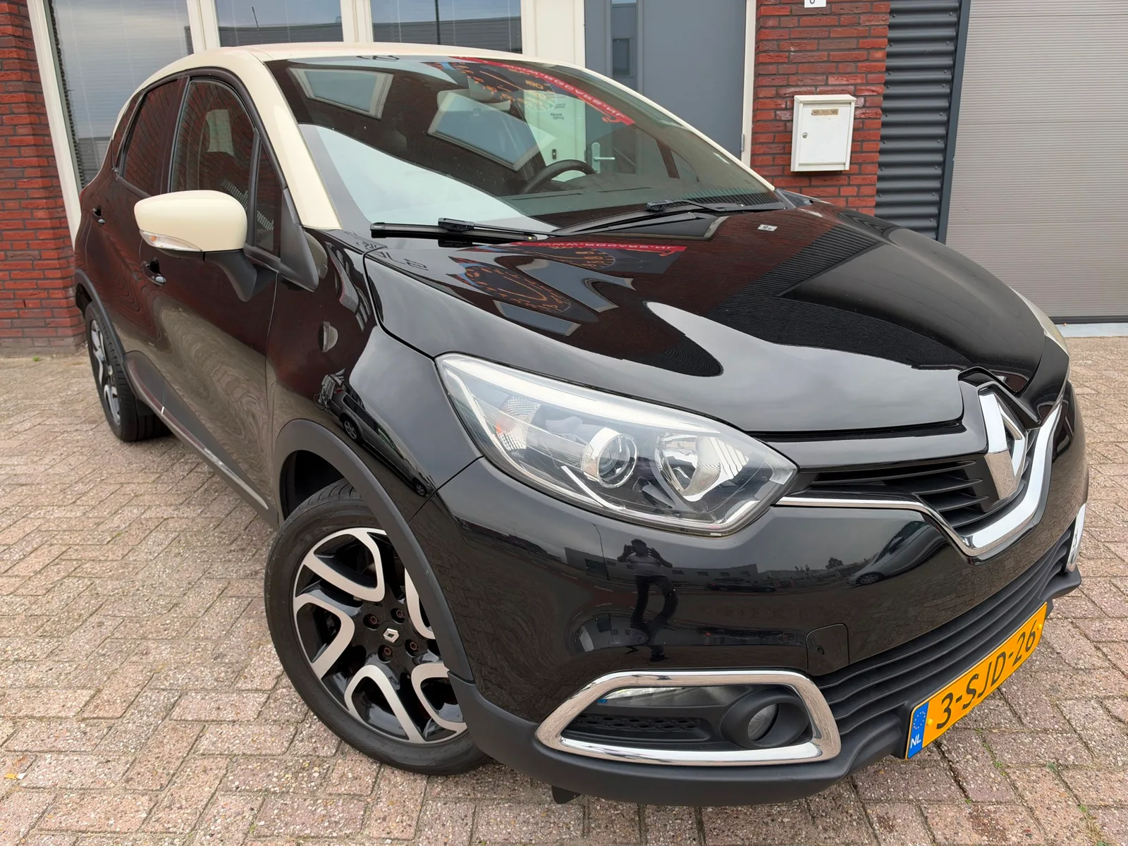 Renault Captur (2013) — foto 1