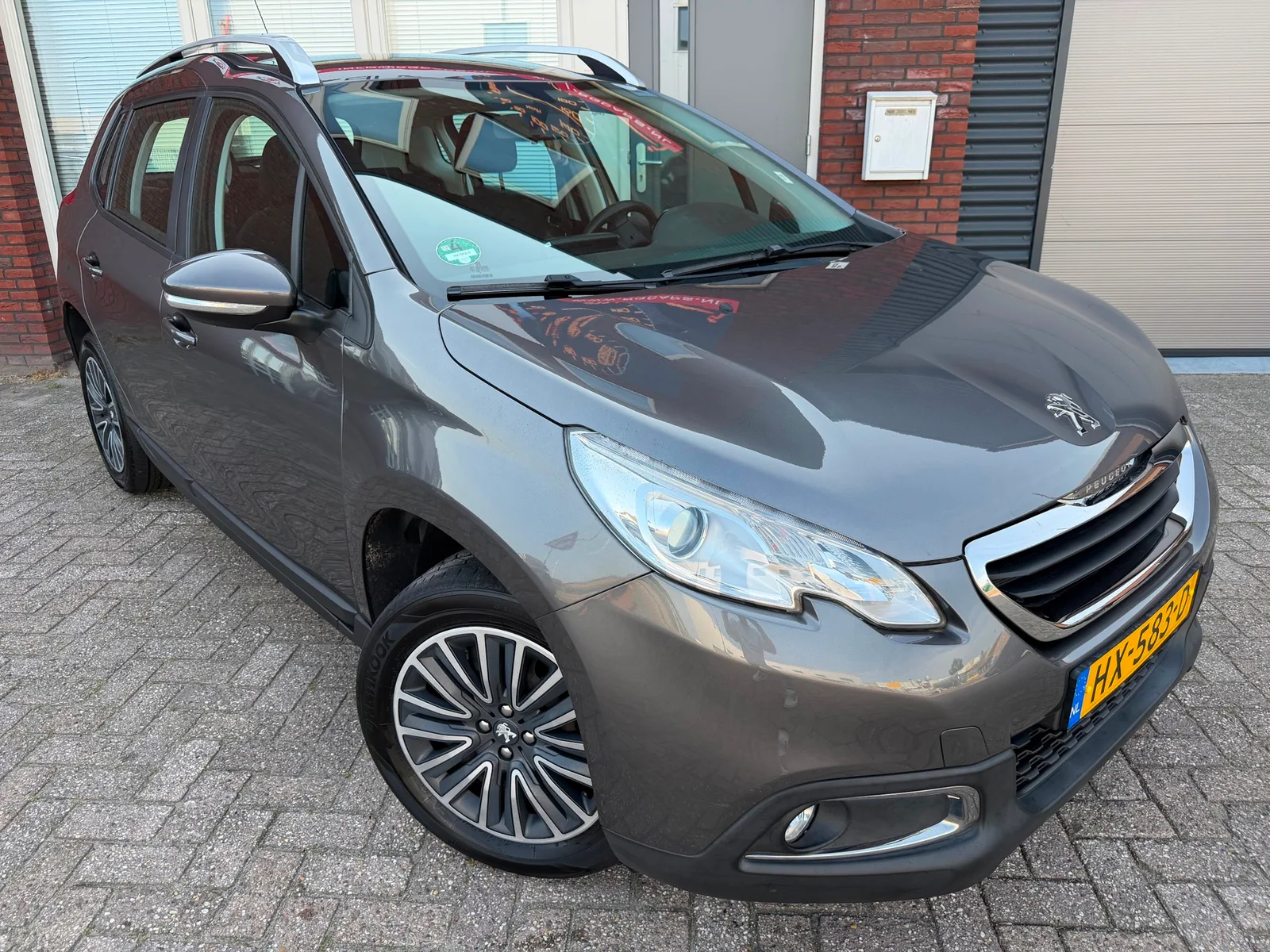 Peugeot 2008 (2016) — foto 1