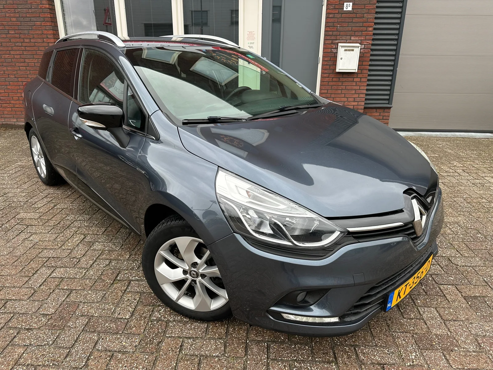 Renault Clio (2016) — foto 1