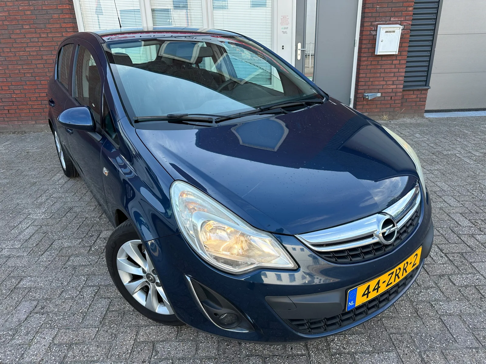 Opel Corsa (2013) — foto 1