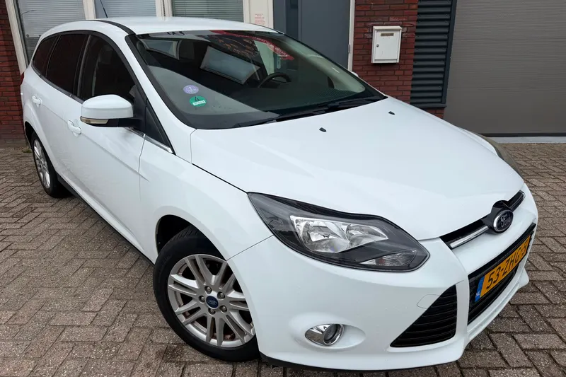 Ford Focus (2012)