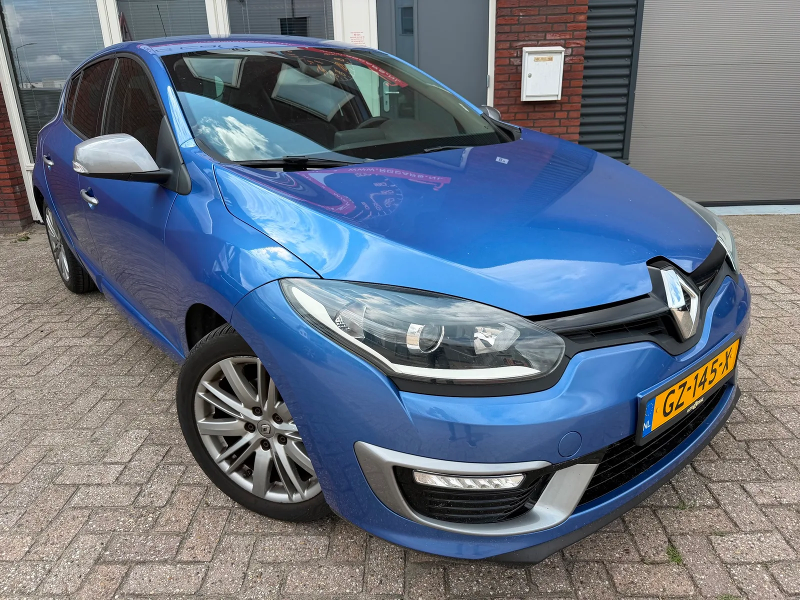 Renault Mégane (2015) — foto 1