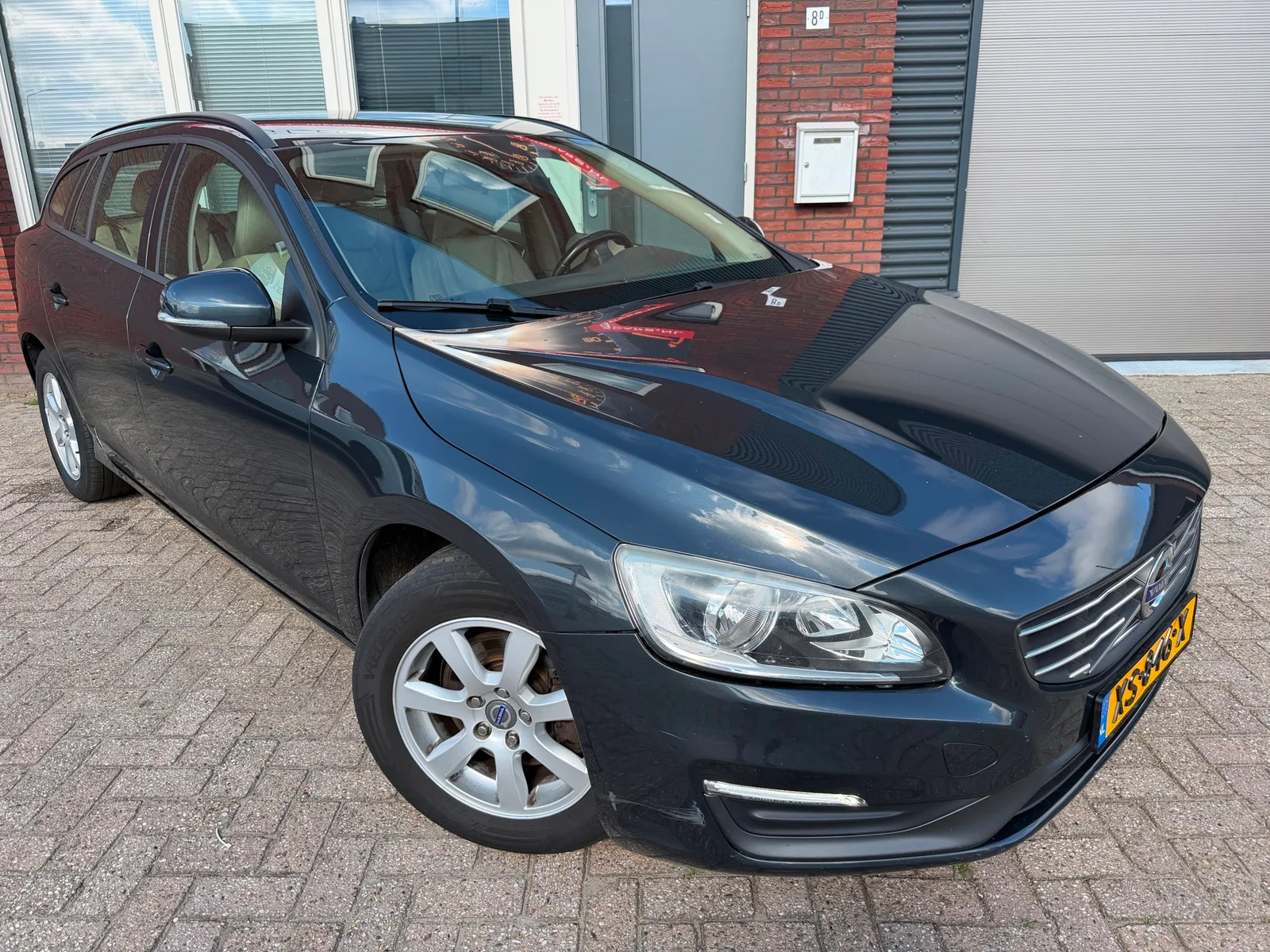 Volvo V60 (2013) — foto 1