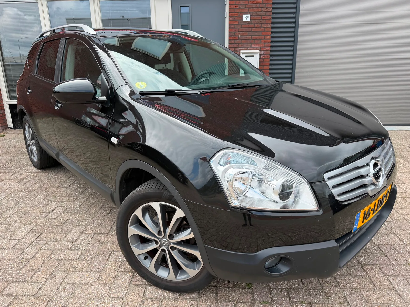 Nissan Qashqai (2010) — foto 1