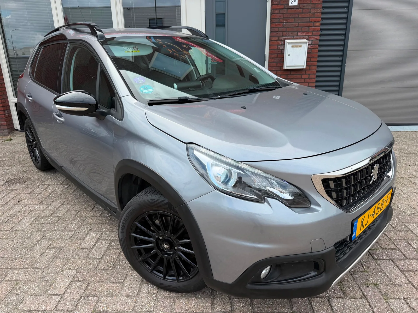 Peugeot 2008 (2016) — foto 1