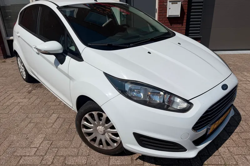Ford Fiesta (2013)
