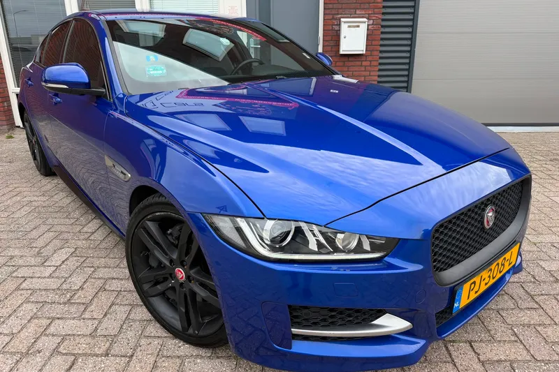 Jaguar XE (2018)