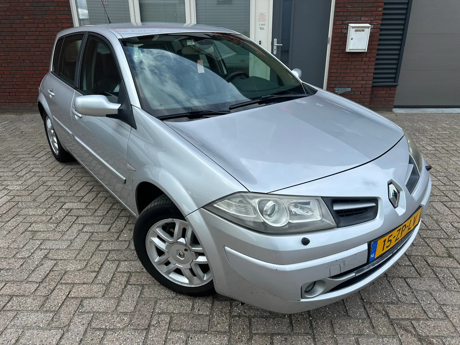 Renault Mégane (2008) — foto 1