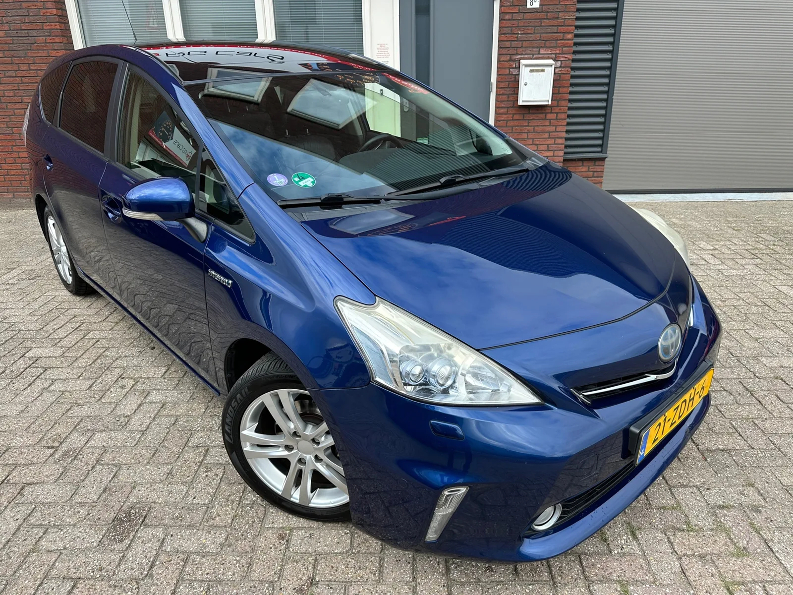 Toyota Prius (2012) — foto 1