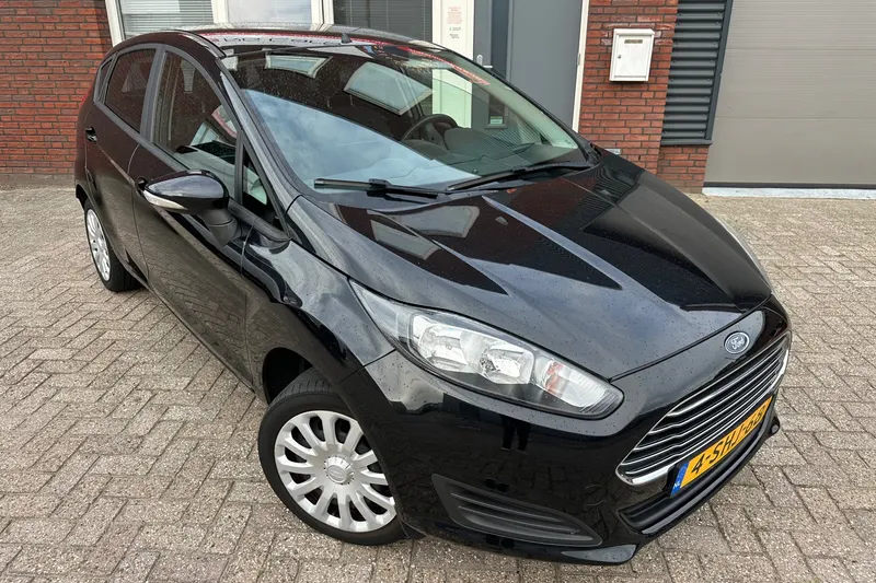 Ford Fiesta (2013)