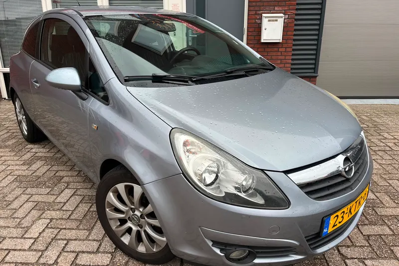 Opel Corsa (2010)