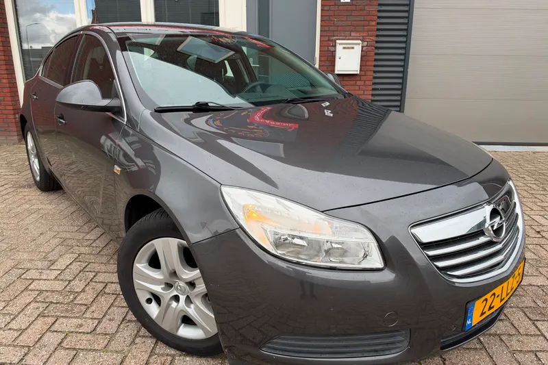 Opel Insignia (2010)