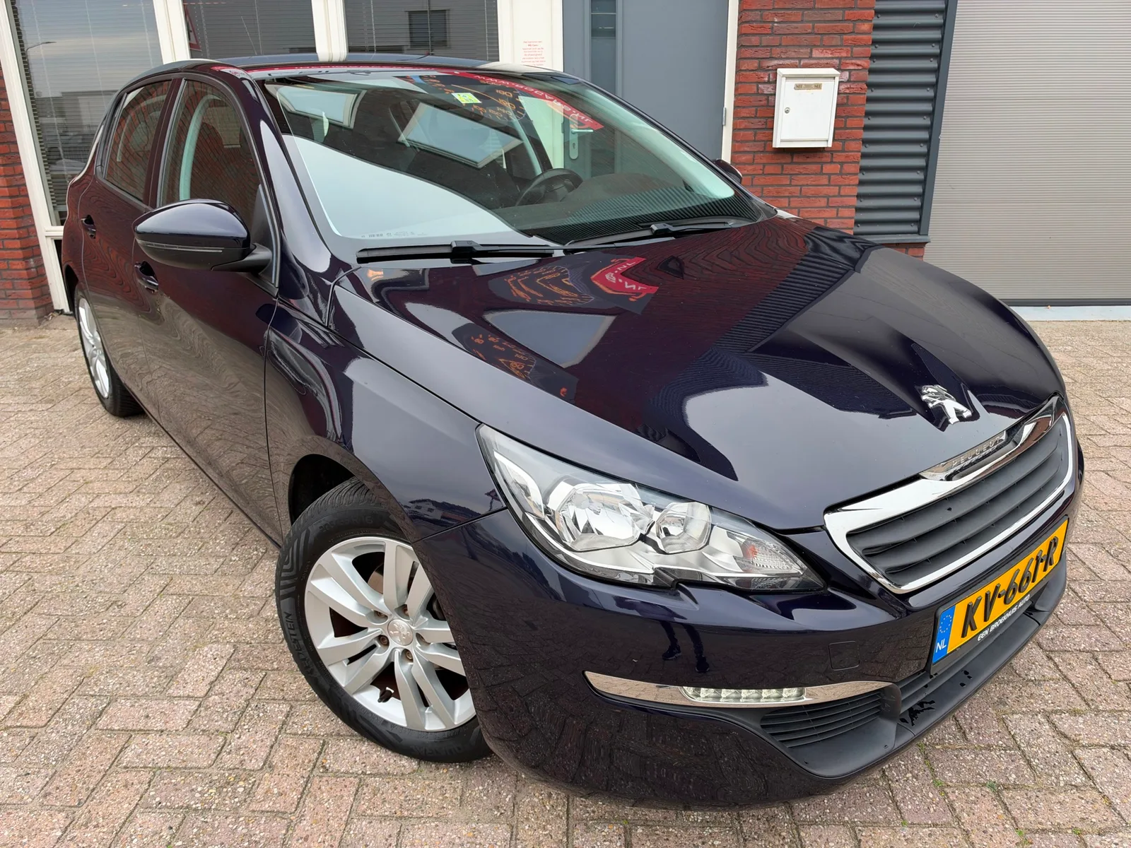 Peugeot 308 (2016) — foto 1
