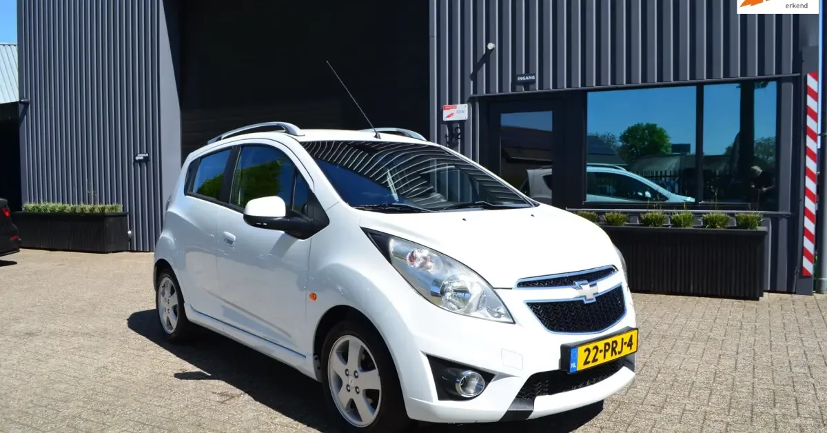 Chevrolet Spark (2011) — foto 1