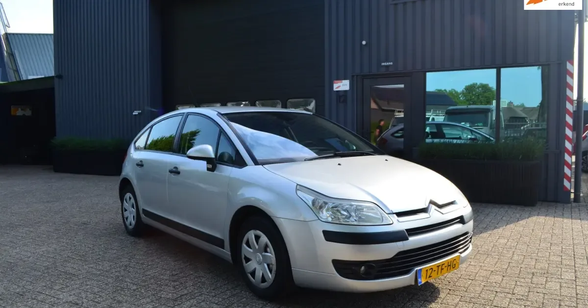 Citroën C4 (2006) — foto 1