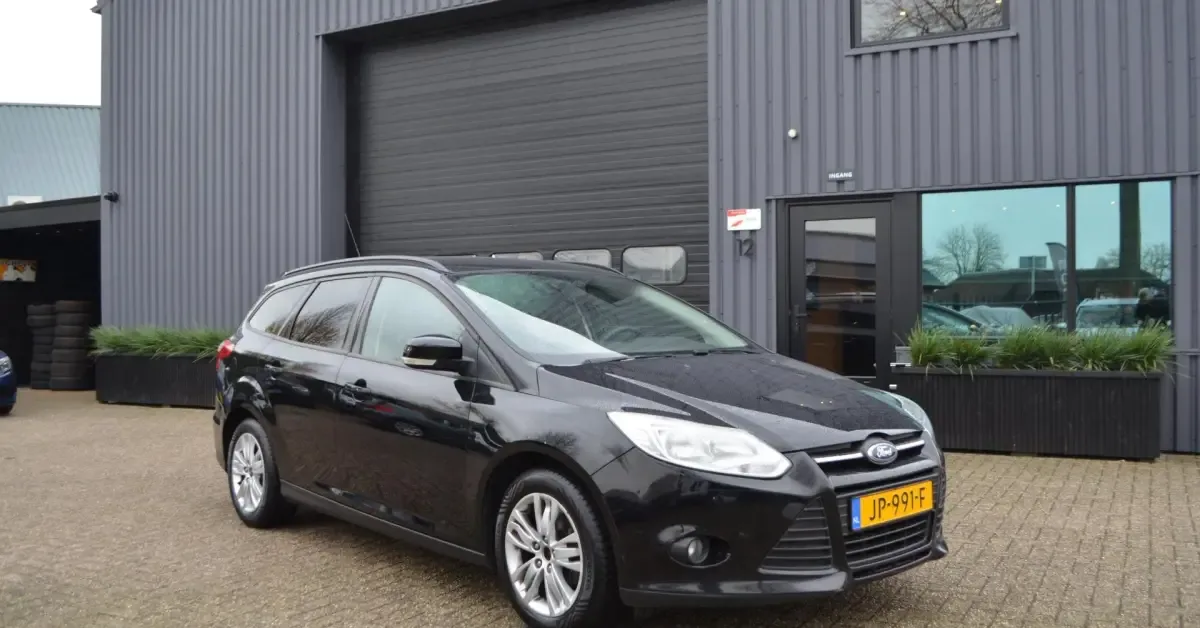 Ford Focus (2014) — foto 1