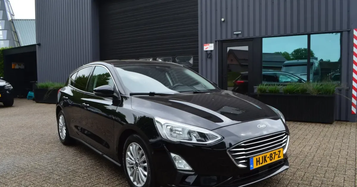 Ford Focus (2019) — foto 1