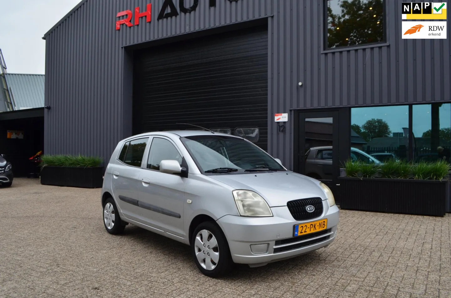 Kia Picanto (2004) — foto 1