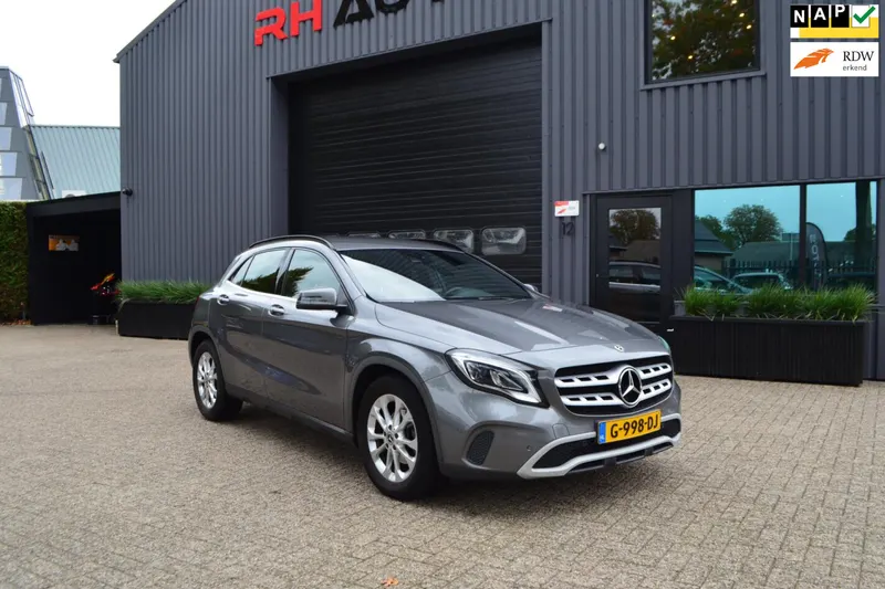 Mercedes-Benz GLA (2019)