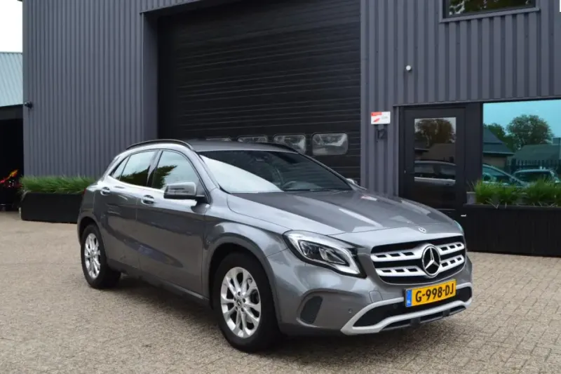 Mercedes-Benz GLA (2019)