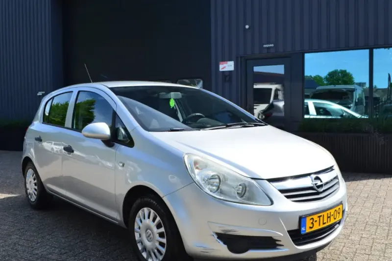 Opel Corsa (2010)