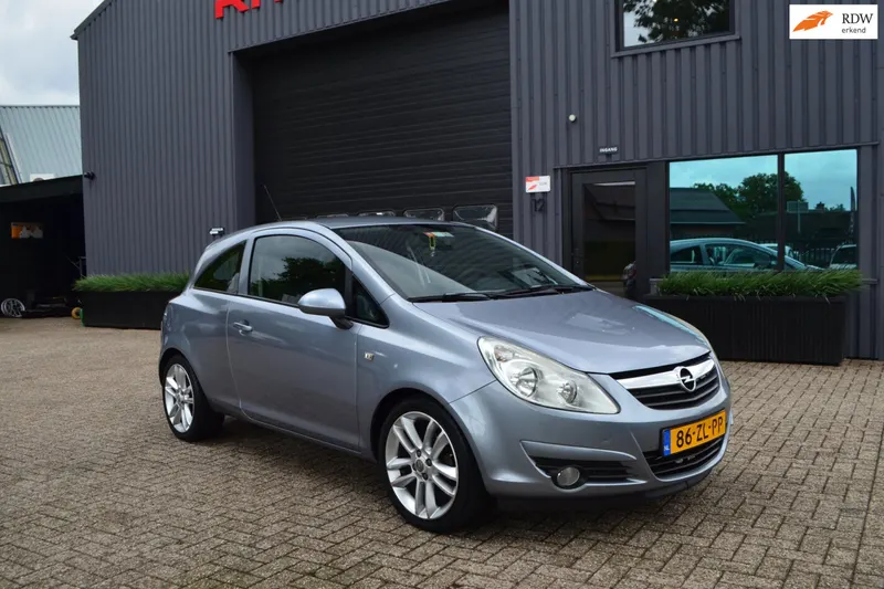 Opel Corsa (2008)