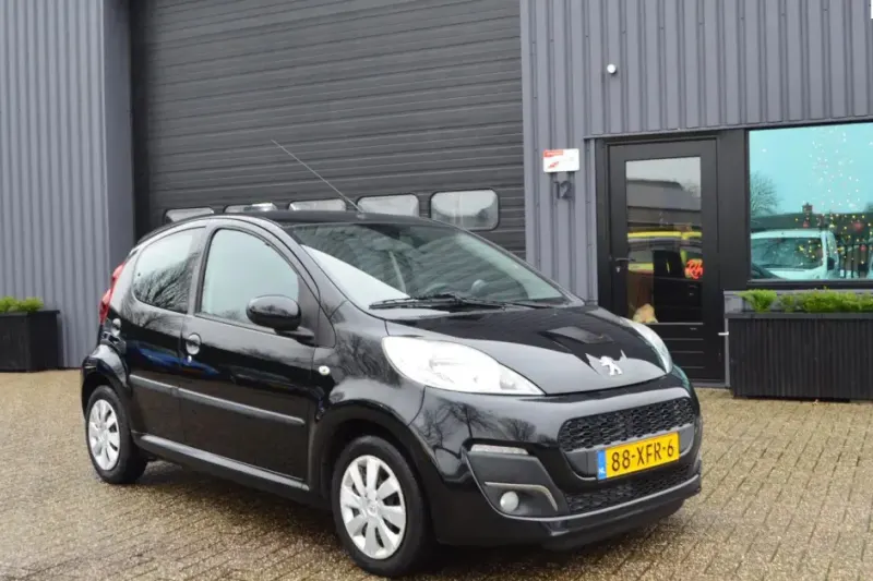 Peugeot 107 (2012)