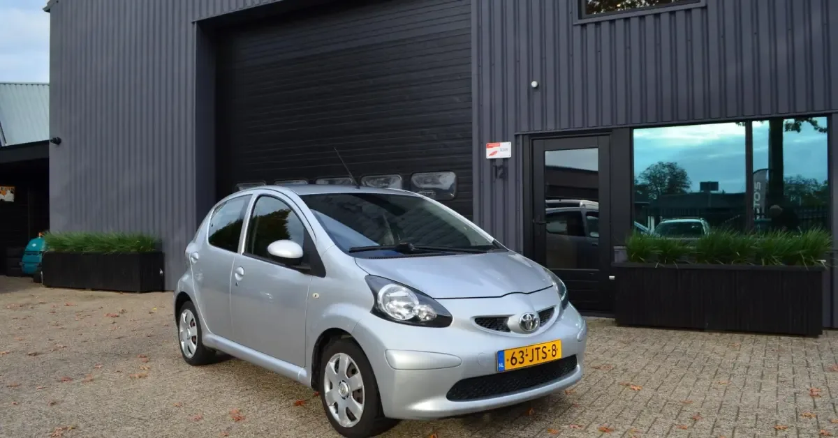 Toyota Aygo (2006) — foto 1