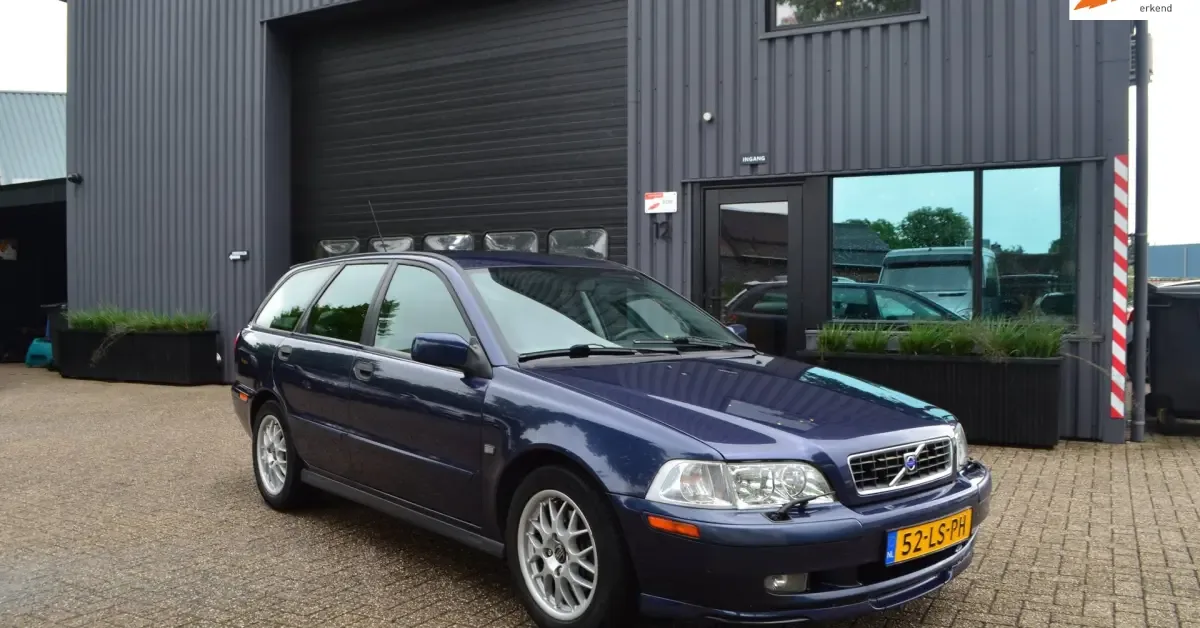 Volvo V40 (2003) — foto 1