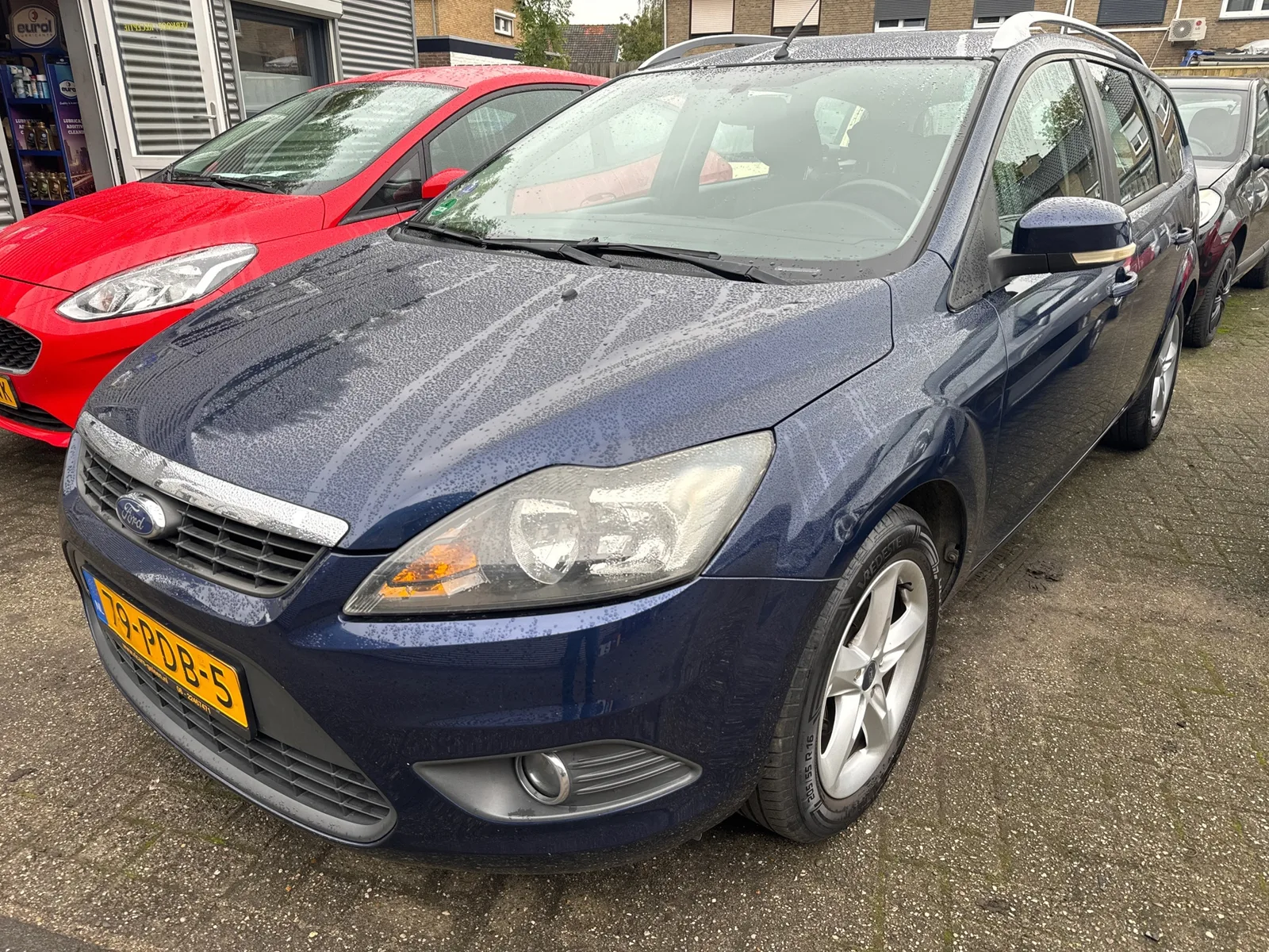 Ford Focus (2010) — foto 1