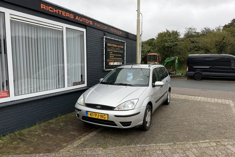 Ford Focus (2004)