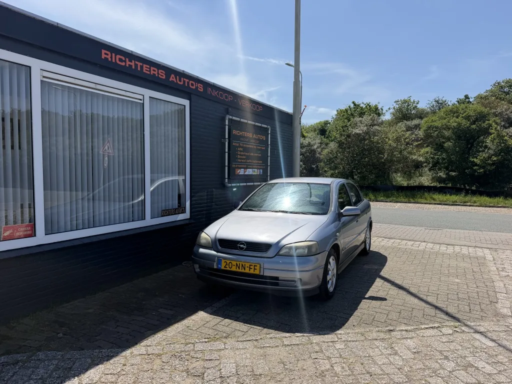Opel Astra (2003) — foto 1