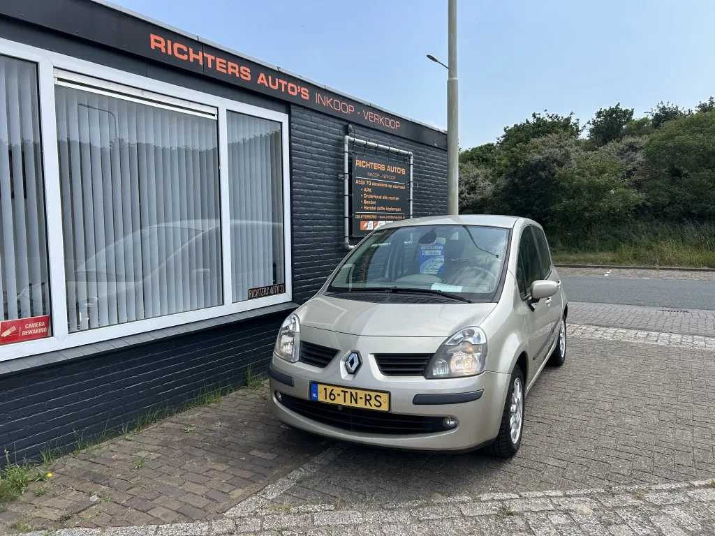 Renault Modus (2006) — foto 1