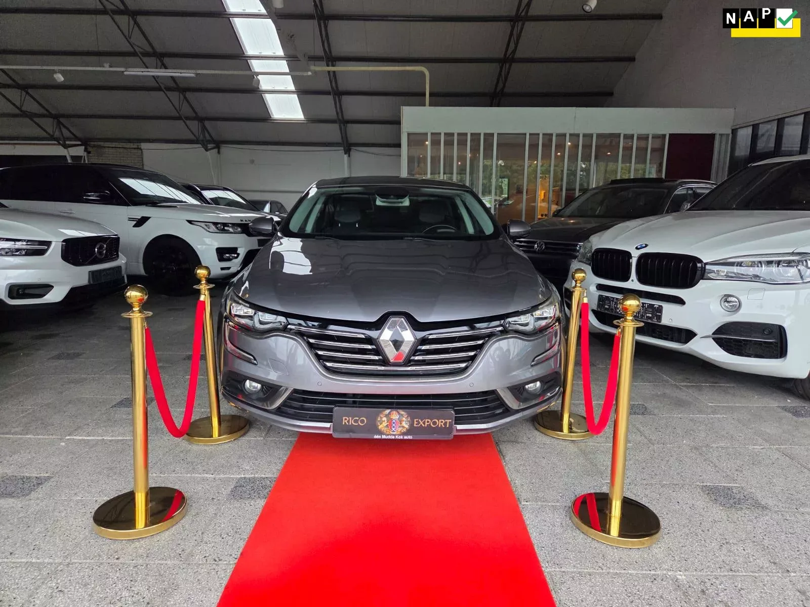 Renault Talisman (2017) — foto 1