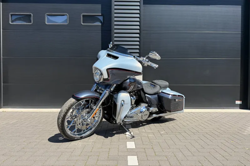 Harley Davidson Tour (2017)